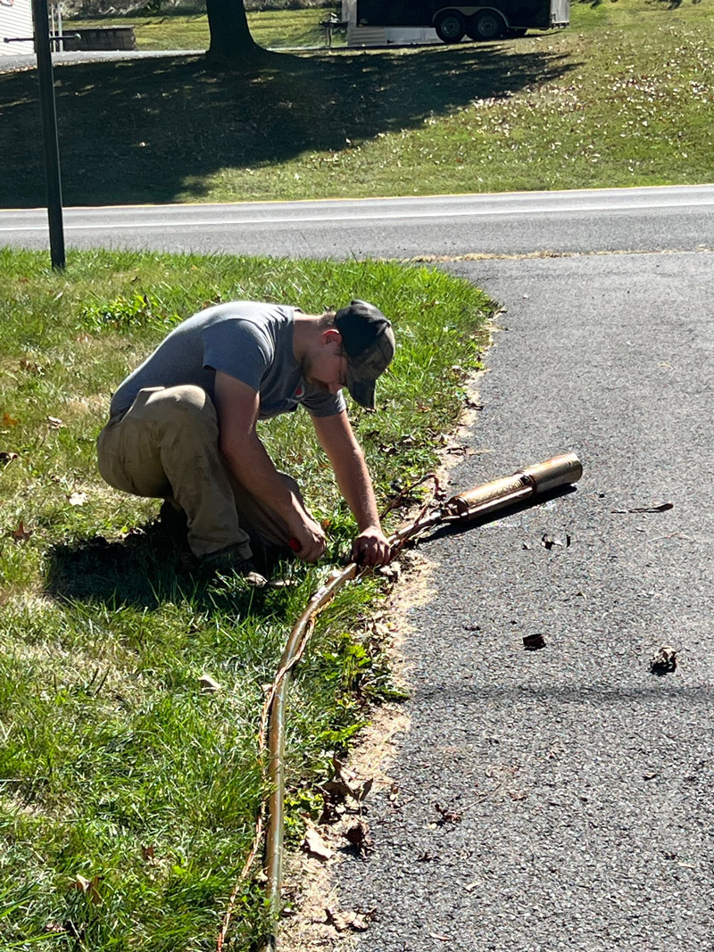 mgm hvac local repair company working outside